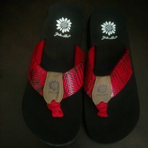 Yellowbox new never worn size 7 flip flops